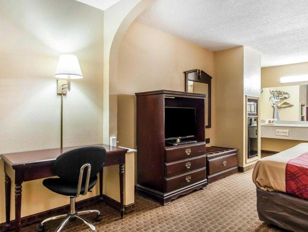 Econo Lodge Inn & Suites I-20, Exit 73 Tuscaloosa Exterior foto