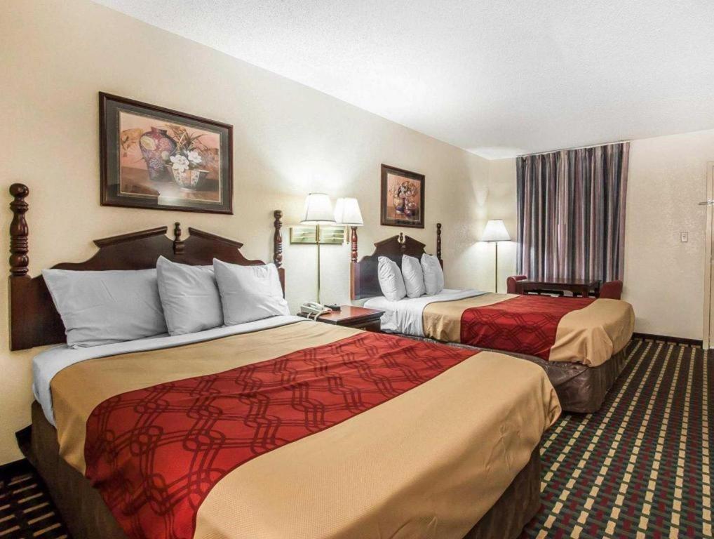 Econo Lodge Inn & Suites I-20, Exit 73 Tuscaloosa Exterior foto